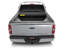 Cargar imagen en el visor de la galería, Roll-N-Lock 21-22 Ford F150 (w/o OE Cargo Tracks - 78.9in. Bed) M-Series Retractable Tonneau Cover