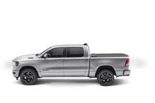 Cargar imagen en el visor de la galería, Roll-N-Lock 2019 Ram 1500 XSB 65.5in A-Series Retractable Tonneau Cover