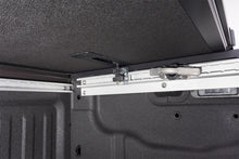 Cargar imagen en el visor de la galería, Extang 17-19 Nissan Titan (5ft 6in) (w/Rail System) Solid Fold 2.0