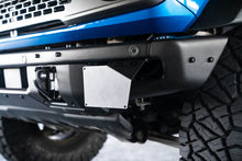 Cargar imagen en el visor de la galería, DV8 Offroad 21-22 Ford Bronco Factory Front Bumper License Relocation Bracket - Side