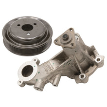 Cargar imagen en el visor de la galería, Ford Racing 5.0L/5.2L Coyote Water Pump Kit