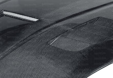 Cargar imagen en el visor de la galería, Seibon 07-08 Nissan 350z VT-style Carbon Fiber Hood