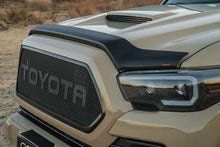 Cargar imagen en el visor de la galería, EGR 16-17 Toyota Tacoma Superguard Hood Shield - Matte (305085)