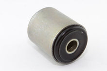 Cargar imagen en el visor de la galería, Whiteline Plus 4/91-5/01 BMW 3 Series E36 Rear Differential Mount Bushing