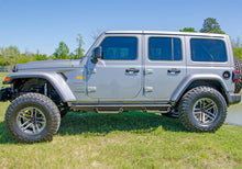 Cargar imagen en el visor de la galería, N-Fab Predator Pro Step System 2018 Jeep Wrangler JL 4 Door SUV - Tex. Black