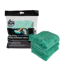 Cargar imagen en el visor de la galería, Chemical Guys Ultra Edgeless Microfiber Towel - 16in x 16in - Green - 3 Pack