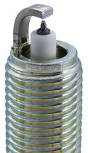 Cargar imagen en el visor de la galería, NGK Laser Iridium Spark Plug Box of 4 (ILZKBR7B8G)