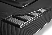 Cargar imagen en el visor de la galería, Seibon 06-07 Subaru WRX/STi CW Carbon Fiber Hood