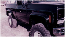 Load image into Gallery viewer, Bushwacker 75-80 Chevy K10 Suburban Cutout Style Flares 2pc - Black