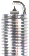 Cargar imagen en el visor de la galería, NGK Laser Iridium Spark Plug Box of 4 (ILKR9Q7G)