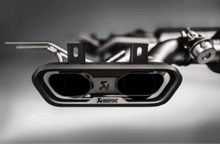 Cargar imagen en el visor de la galería, Akrapovic 15-17 Mercedes Benz G63 AMG (W463) Evolution Line Cat Back (Titanium) w/ Titanium Tips