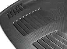 Cargar imagen en el visor de la galería, Seibon 09-15 Nissan GTR R35 GTII Dry Carbon Hood