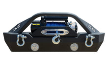 Load image into Gallery viewer, DV8 Offroad 07-18 Jeep Wrangler JK/JL FS-15 Steel Stubby Front Bumper w/ Fog Lights