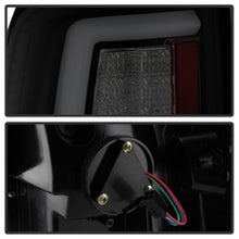 Cargar imagen en el visor de la galería, Spyder 13-14 Dodge Ram 1500 Light Bar LED Tail Lights - Black Smoke ALT-YD-DRAM13V2-LED-BSM