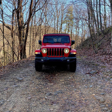 Cargar imagen en el visor de la galería, Oracle Jeep JL/Gladiator JT Oculus Bi-LED Projector Headlights - Amber/White Switchback