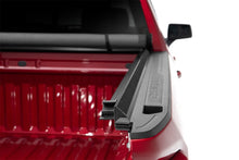 Cargar imagen en el visor de la galería, Lund 19-23 Chevrolet Silverado 1500 6.5ft Bed Genesis Elite Roll Up Tonneau - Black