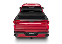 Load image into Gallery viewer, Truxedo 14-18 GMC Sierra &amp; Chevrolet Silverado 1500 6ft 6in Lo Pro Bed Cover