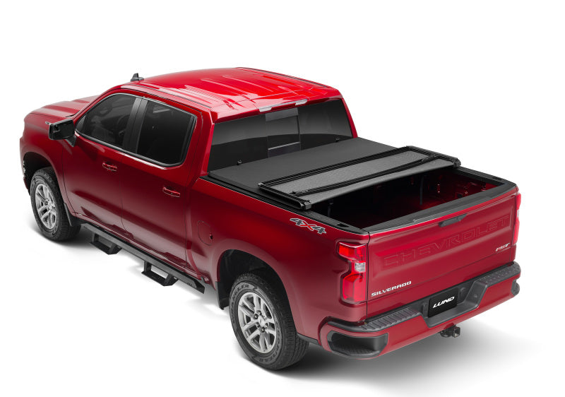 Lund 14-17 Chevy Silverado 1500 (8ft. Bed) Genesis Elite Tri-Fold Tonneau Cover - Black