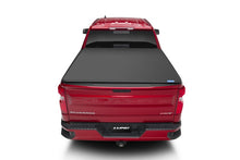 Cargar imagen en el visor de la galería, Lund 19-23 Chevrolet Silverado 1500 6.5ft Bed Genesis Elite Tri-Fold Tonneau - Black