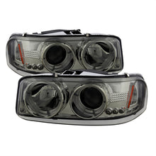 Cargar imagen en el visor de la galería, Spyder GMC Sierra 1500/2500/3500 99-06 Projector Headlights LED Halo LED Smoke PRO-YD-CDE00-HL-SMC