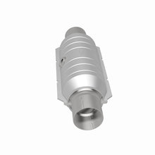 Cargar imagen en el visor de la galería, MagnaFlow Conv Univ 2.5in Inlet/Outlet Center/Center Round 11in Body L x 5.125in W x 15in Overall L