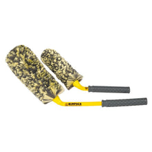 Cargar imagen en el visor de la galería, Chemical Guys Rimpaca Reach Around Ultimate Wheel Brush Set - 2 Pcs