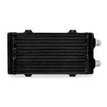 Cargar imagen en el visor de la galería, Mishimoto Universal Small Bar and Plate Dual Pass Black Oil Cooler