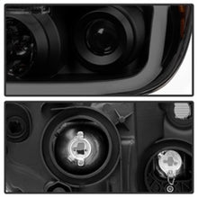 Cargar imagen en el visor de la galería, Xtune Toyota Tundra 07-13 LED Light Bar Projector Headlights Black Smoked PRO-JH-TTU07-LED-BSM