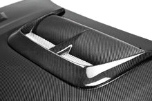 Cargar imagen en el visor de la galería, Seibon 04-05 Subaru WRX/STi CW Carbon Fiber Hood