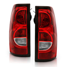 Cargar imagen en el visor de la galería, ANZO 2004-2007 Chevy Silverado Taillight Red/Clear Lens w/Black Trim (OE Replacement)