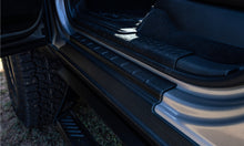 Cargar imagen en el visor de la galería, Bushwacker 15-19 Chevrolet Silverado 2500/3500 Trail Armor Rocker Panel + Sill Plate Cvr. - Tex. Blk