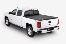 Cargar imagen en el visor de la galería, Tonno Pro 04-06 Chevy Silverado 1500 5.8ft Fleetside Tonno Fold Tri-Fold Tonneau Cover