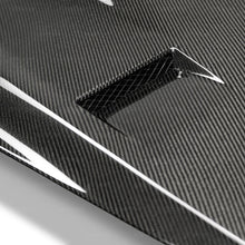 Cargar imagen en el visor de la galería, Seibon 2017-2018 Nissan GTR R35 GTII-Style Carbon Fiber Hood