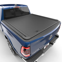 Cargar imagen en el visor de la galería, EGR 19-23 Dodge Ram 1500 Short Box RollTrac Manual Retratable Bed Cover