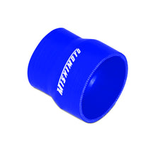 Cargar imagen en el visor de la galería, Mishimoto 2.5 to 3.0 Inch Blue Transition Coupler