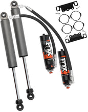 Cargar imagen en el visor de la galería, Fox 2019+ GM 1500 Performance Elite Series 2.5 Reservoir Rear Adjustable Shocks