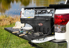 Cargar imagen en el visor de la galería, UnderCover 19-20 Ram 1500 Passengers Side Swing Case - Black Smooth