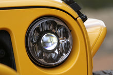 Cargar imagen en el visor de la galería, KC HiLiTES 07-18 Jeep JK 7in. Gravity LED Pro DOT Approved Replacement Headlight (Single)