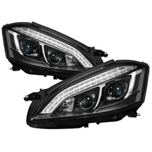 Cargar imagen en el visor de la galería, Spyder Mercedes W221 S Class 07-09 Headlights - HID Model Only - Black PRO-YD-MBW22107-HID-DRL-BK