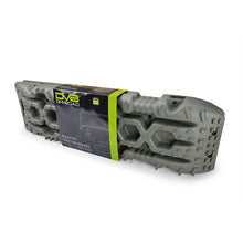 Cargar imagen en el visor de la galería, DV8 Offroad Recovery Traction Boards w/ Carry Bag - Olive