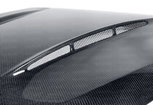 Cargar imagen en el visor de la galería, Seibon 07-10 BMW X5/X6 (E70/E71) TH-Style Carbon Fiber Hood