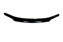 Cargar imagen en el visor de la galería, AVS 02-09 GMC Envoy High Profile Bugflector II Hood Shield - Smoke