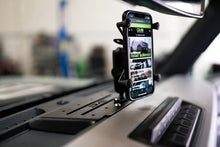 Cargar imagen en el visor de la galería, DV8 Offroad 21-23 Ford Bronco Digital Device Dash Mount