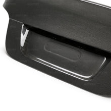 Cargar imagen en el visor de la galería, Seibon 04-10 BMW E60 5-Series CSL-Style Carbon Fiber Trunk/Hatch