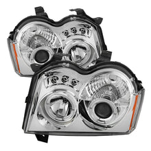 Cargar imagen en el visor de la galería, Spyder Jeep Grand Cherokee 05-07 Projector Headlights LED Halo LED Chrm Low 9006 PRO-YD-JGC05-HL-C