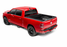 Cargar imagen en el visor de la galería, Retrax 07-18 Tundra CrewMax 5.5ft Bed with Deck Rail System RetraxPRO XR