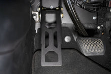 Cargar imagen en el visor de la galería, DV8 Offroad 18-20 Jeep Wrangler JL Adjustable Dead Pedal