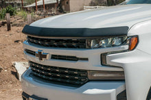 Cargar imagen en el visor de la galería, EGR 2019 Chevy 1500 Super Guard Hood Guard - Matte