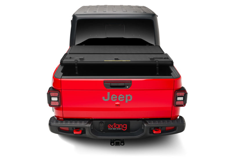 Extang 2020 Jeep Gladiator (JT) (w/o Rail System) Solid Fold 2.0