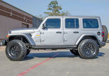 Cargar imagen en el visor de la galería, N-Fab RKR Step System 2019 Jeep Wrangler JT 4 Door Truck Full Length - Tex. Black - 1.75in